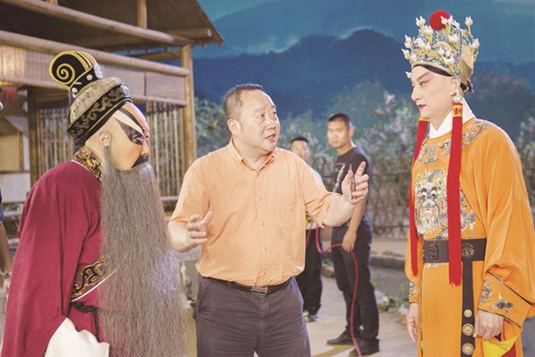 以自信为底气，讲述中国文化故事——访市政协常委、文化艺术界召集人、上海文化广播影视集团有限公司监事长滕俊杰